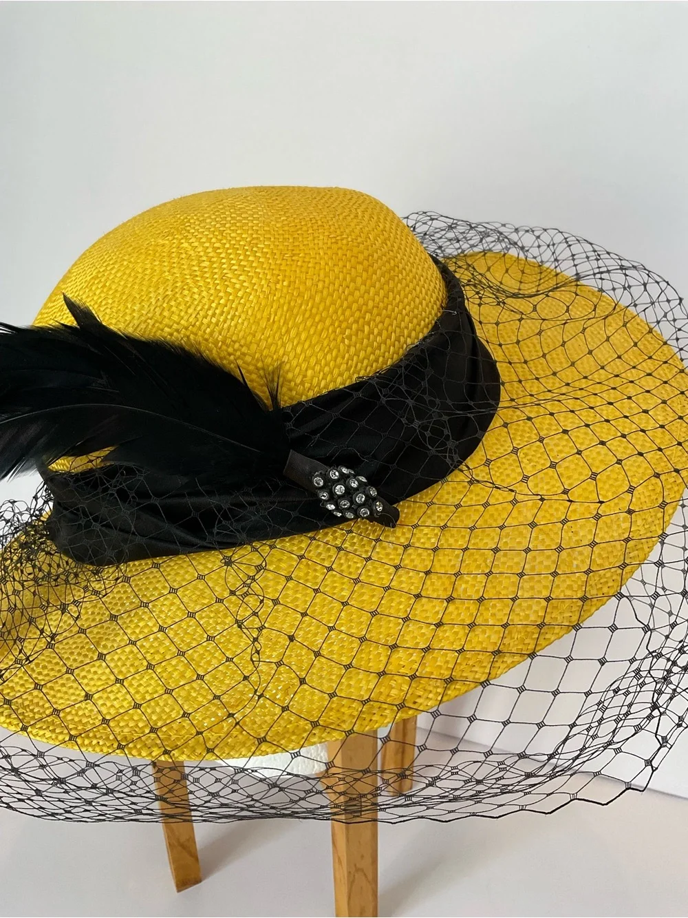 Vintage Miss Bierner Elegant Yellow Veiled Derby Hat with Black Feather Trim
